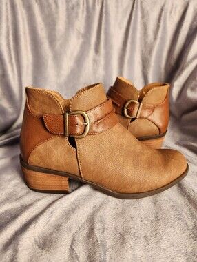 Boc Boots